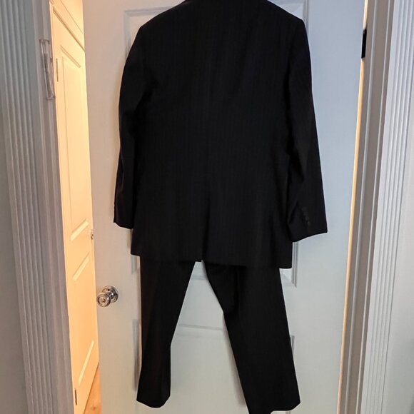 Brooks Brothers 346 Charcoal Gray Pinstriped Suit - Picture 4 of 8